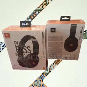 Photo - JBL 800BT Create Amazing Listening, Personal Sound