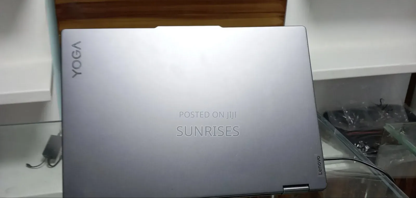 New Laptop Lenovo Yoga 7i 8GB Intel Core I5 SSD 512GB