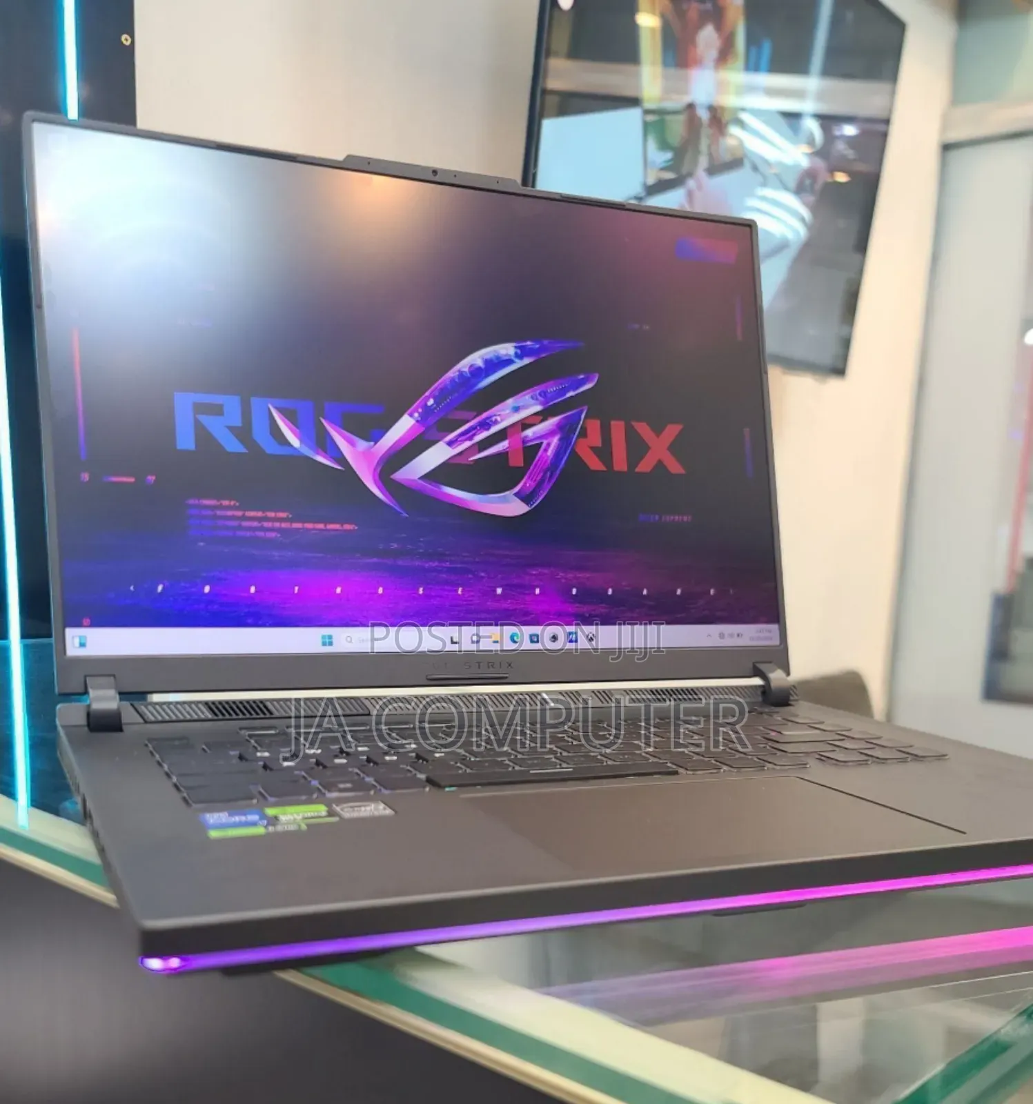 New Laptop Asus ROG Strix G16 G614 16GB Intel Core I7 SSD 1T