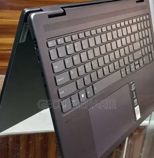 New Laptop Lenovo Yoga 7i 8GB Intel Core I5 SSD 512GB