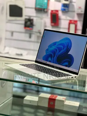 Photo - New Laptop HP EliteBook X360 1040 G7 16GB Intel Core I7 SSD 16 GB