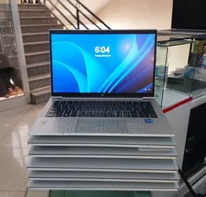 New Laptop HP EliteBook 830 G8 16GB Intel Core I5 SSD 512GB