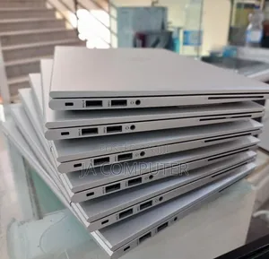 New Laptop HP EliteBook 830 G8 16GB Intel Core I5 SSD 512GB