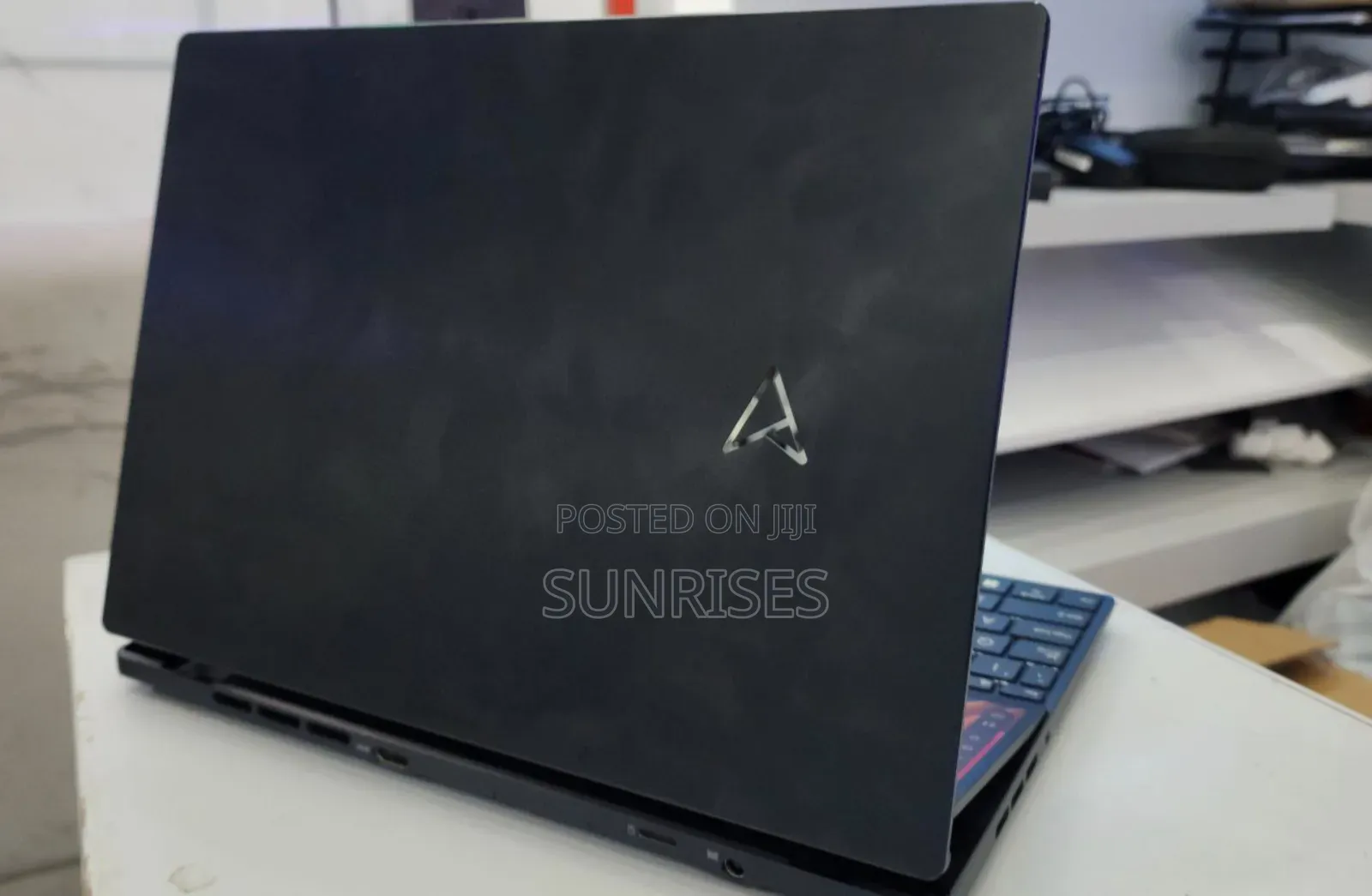 New Laptop Asus ZenBook UX430UA 16GB Intel Core I7 SSD 1T