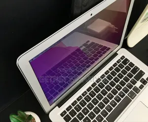 New Laptop Apple MacBook Air 2015 4GB Intel Core I5 SSD 256GB