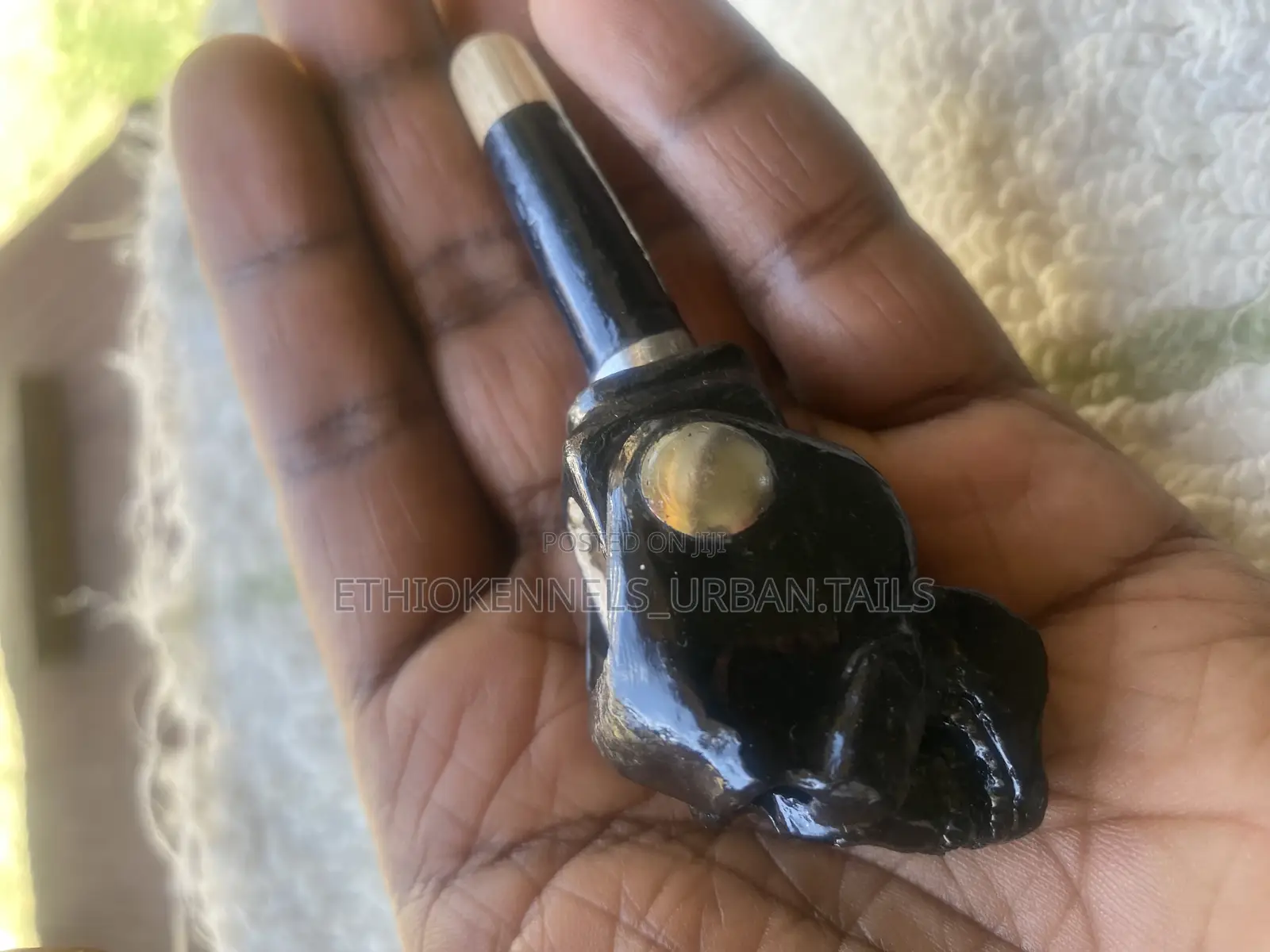 Wooden Skull Pipe