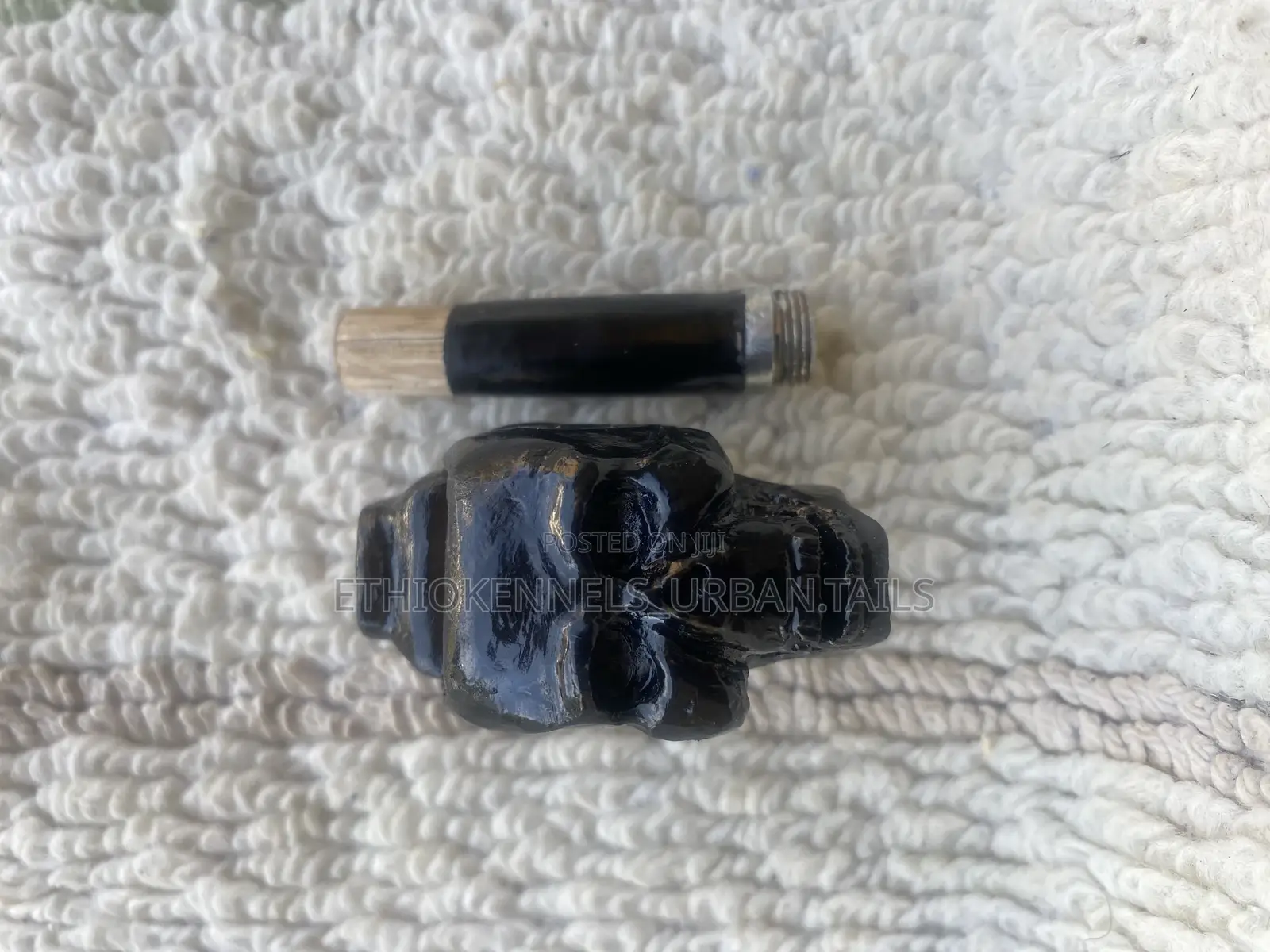 Wooden Skull Pipe