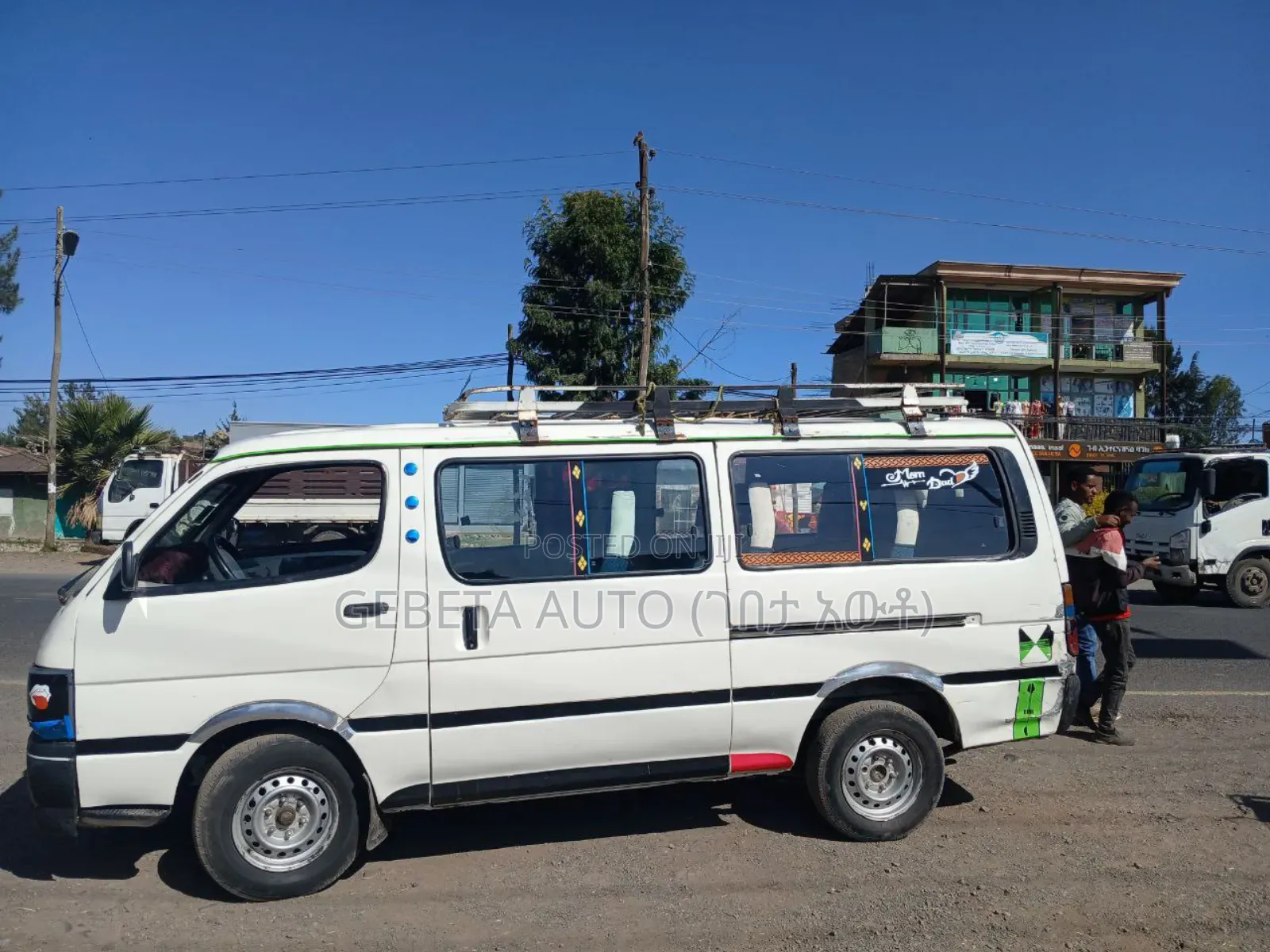 Toyota HiAce 2003 White