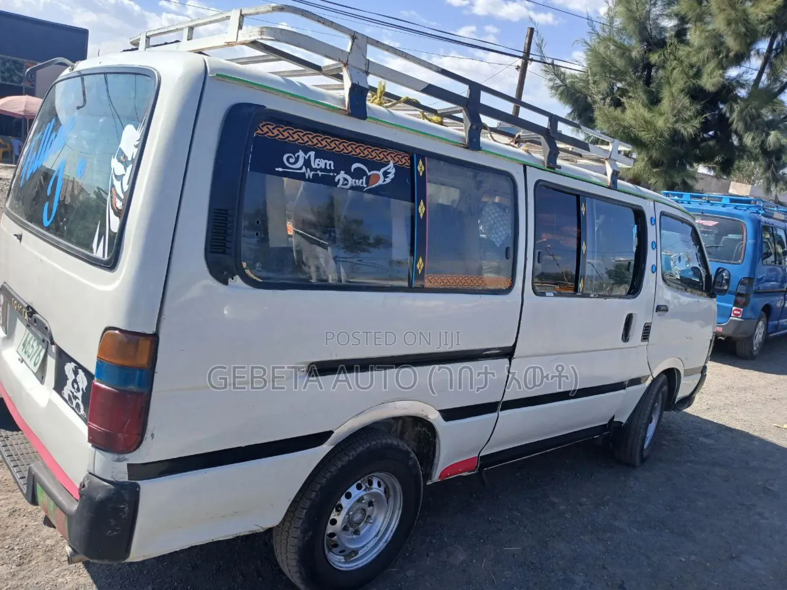 Toyota HiAce 2003 White