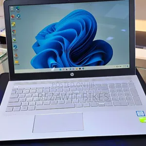 New Laptop HP Pavilion 15 8GB Intel Core I7 SSD 512GB