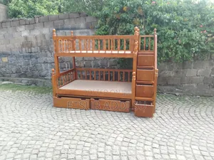 Photo - ተደራራቢ አልጋ ጥራራት ከ ውበት ጋር