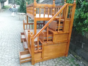 ተደራራቢ አልጋ ጥራራት ከ ውበት ጋር