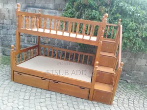 ተደራራቢ አልጋ ጥራራት ከ ውበት ጋር