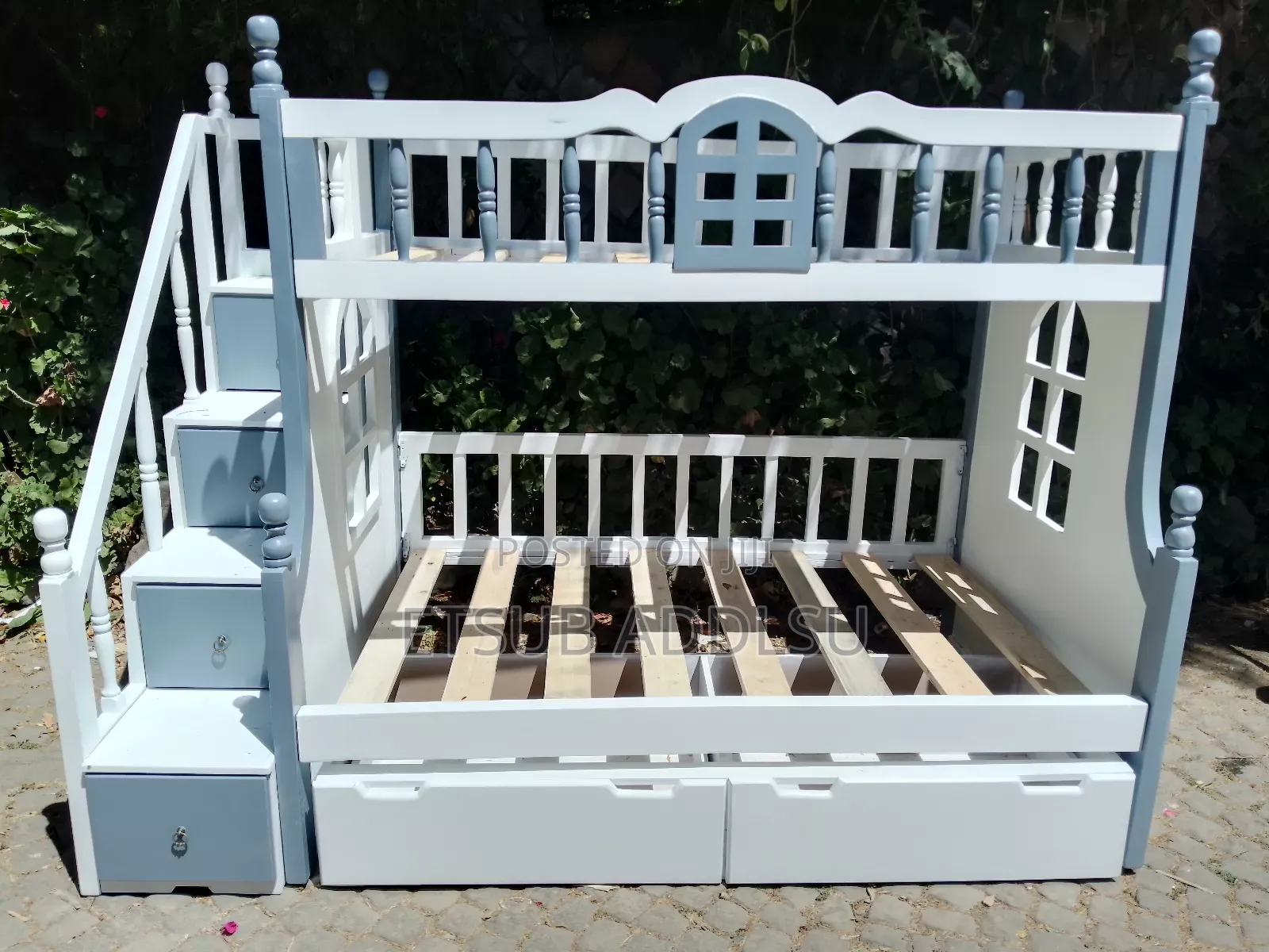 ተደራራቢ አልጋ ጥራትና ውበት ያላቸው