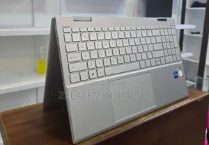 Photo - New Laptop HP Pavilion 13 X360 16GB Intel Core I5 SSD 512GB