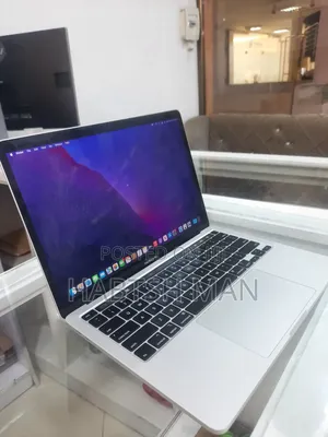 New Laptop Apple MacBook Pro 2020 16GB Intel Core i5 SSD 1T