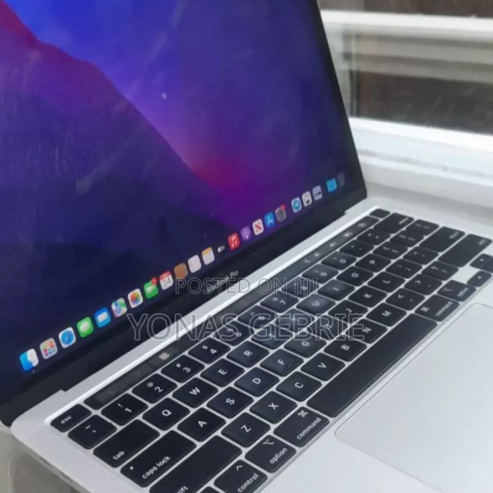 New Laptop Apple MacBook Pro 2020 16GB Intel Core I5 SSD 512GB