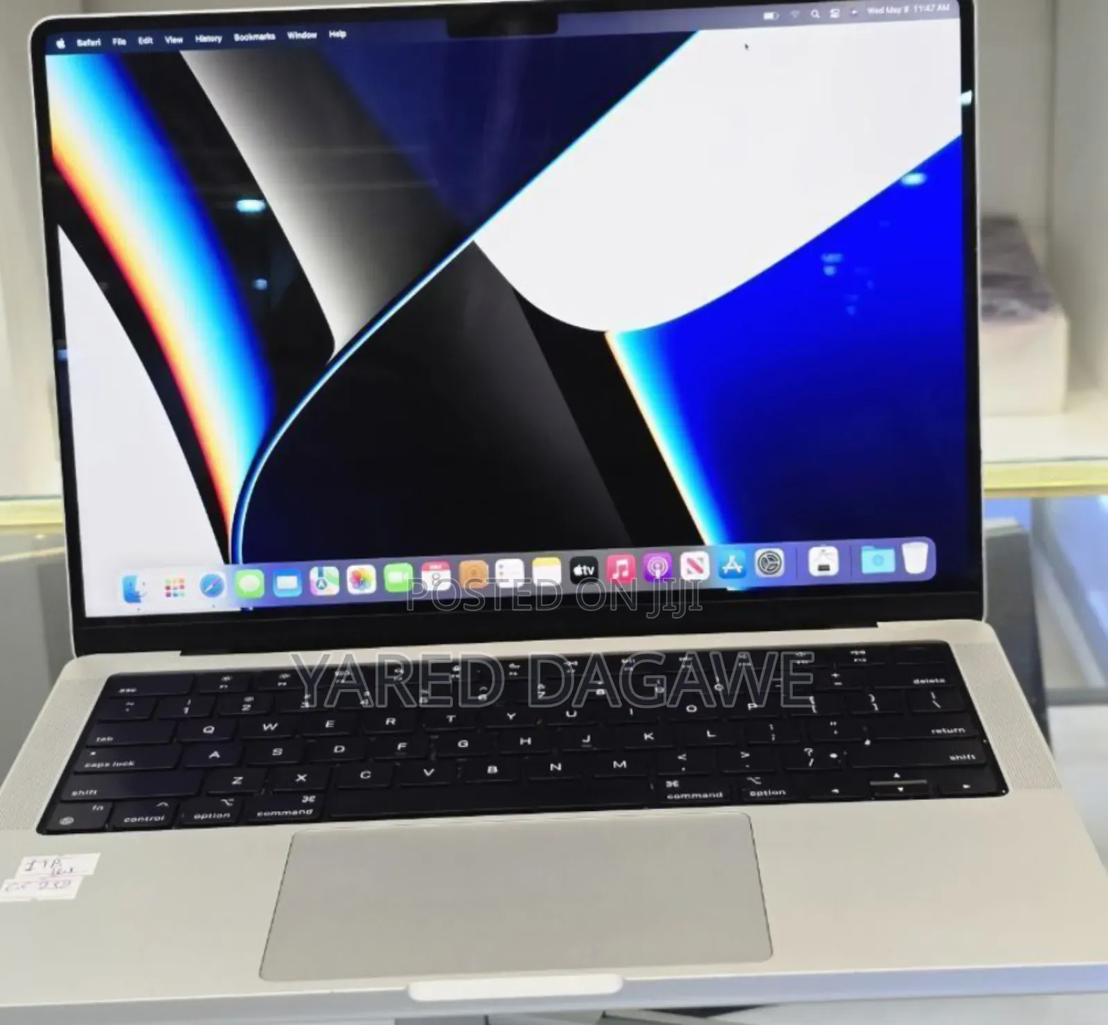 New Laptop Apple MacBook Pro M1 16GB Apple M1 Pro SSD 512GB