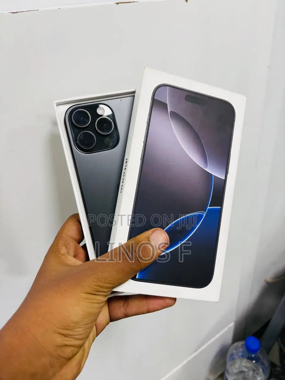 New Apple iPhone 16 Pro Max 256 GB Black