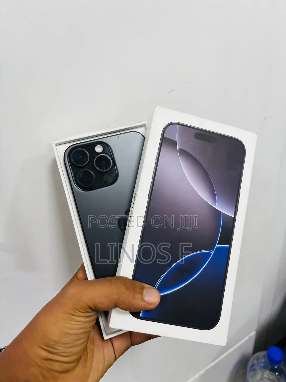 New Apple iPhone 16 Pro Max 256 GB Black