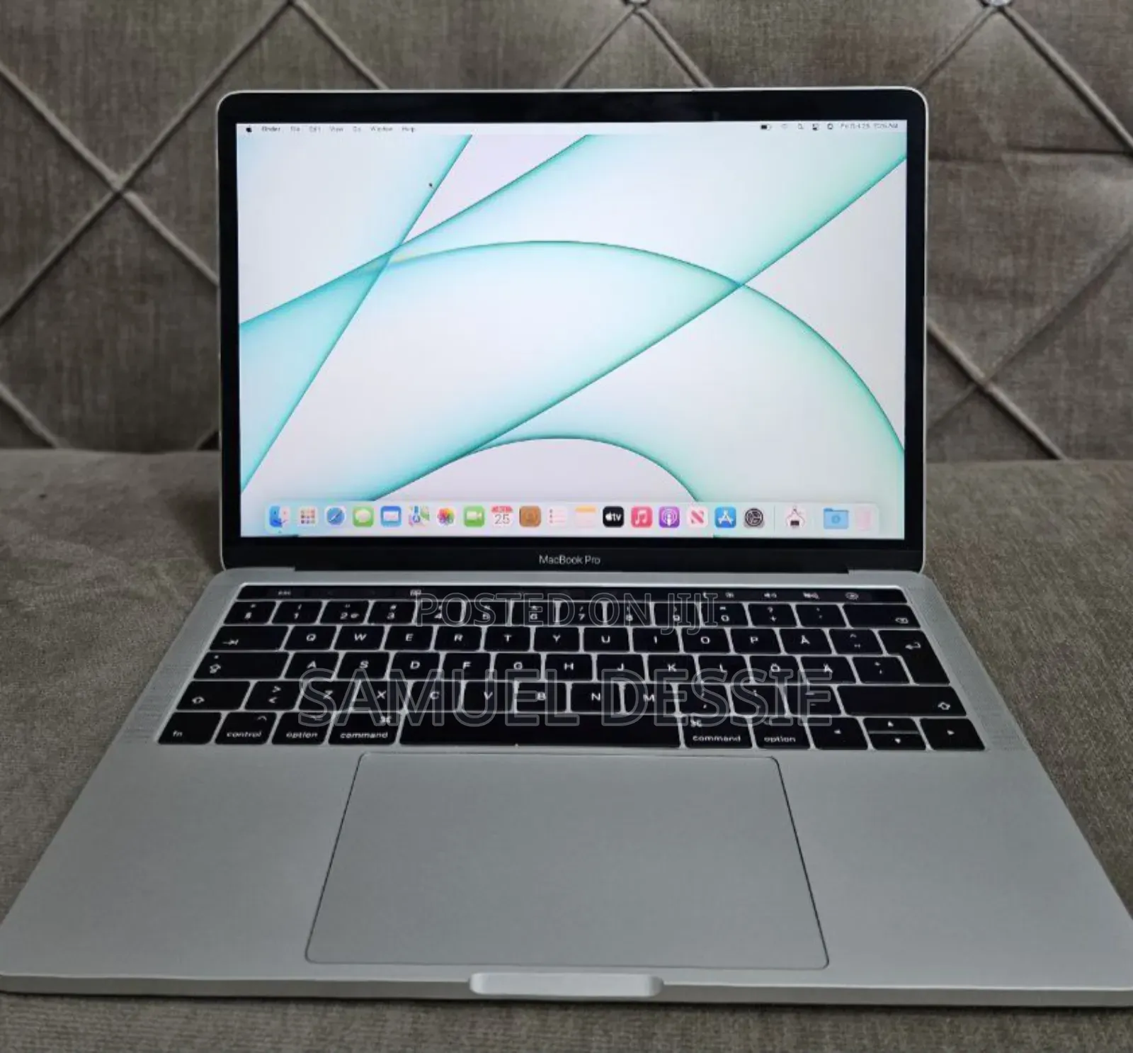 New Laptop Apple MacBook Pro 2020 16GB Intel Core I5 SSD 1T