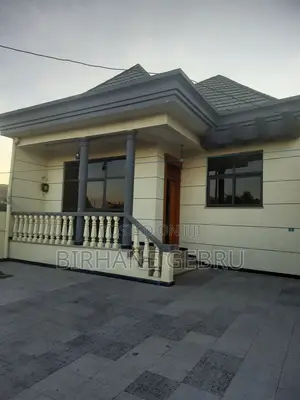 5bdrm Villa in Villa House, Bole for rent