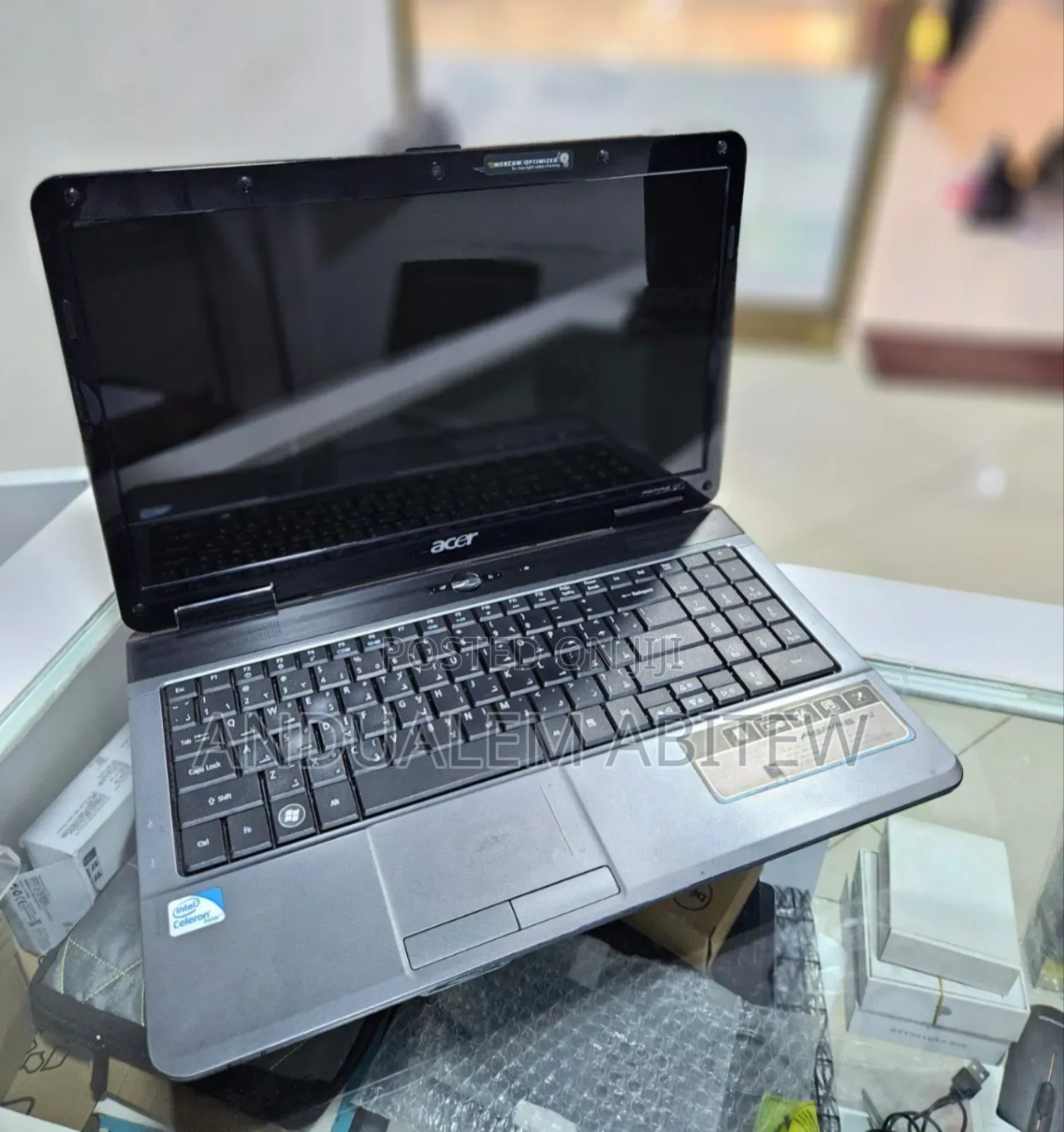 Laptop Acer Aspire VN7-791G 2GB Intel Core 2 Quad HDD 160GB