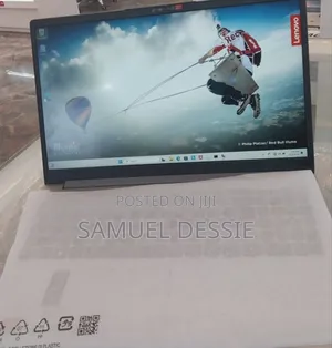 New Laptop Lenovo IdeaPad 1 8GB AMD Ryzen 7 SSD 512GB