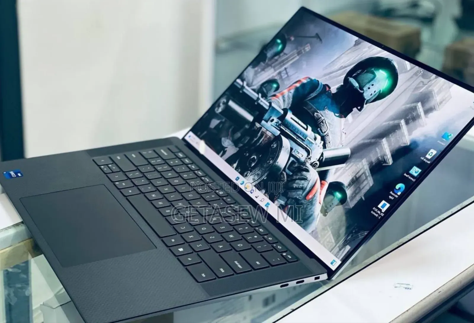 New Laptop Dell Precision 5530 16GB Intel Core I7 SSD 512GB