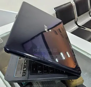 New Laptop Acer Aspire 5 2GB Intel Xeon HDD 160GB