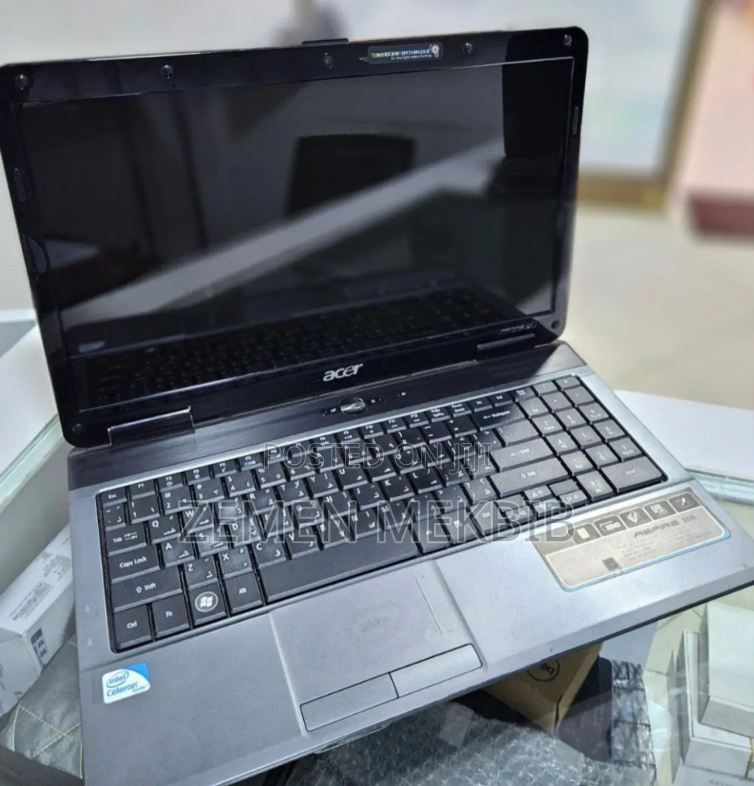 New Laptop Acer Aspire 5 2GB Intel Xeon HDD 160GB