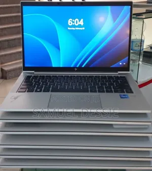 New Laptop HP EliteBook 830 G8 16GB Intel Core I5 SSD 512GB