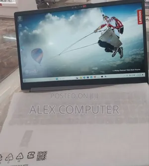 New Laptop Lenovo Ideapad 3 8GB AMD Ryzen 7 SSD 512GB