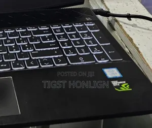 New Laptop HP Pavilion 15 8GB Intel Core I5 SSD 256GB