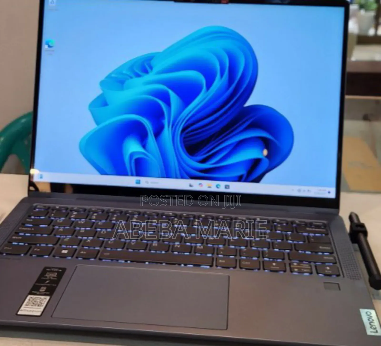 New Laptop Lenovo Yoga 7i 16GB Intel Core I7 SSD 1T