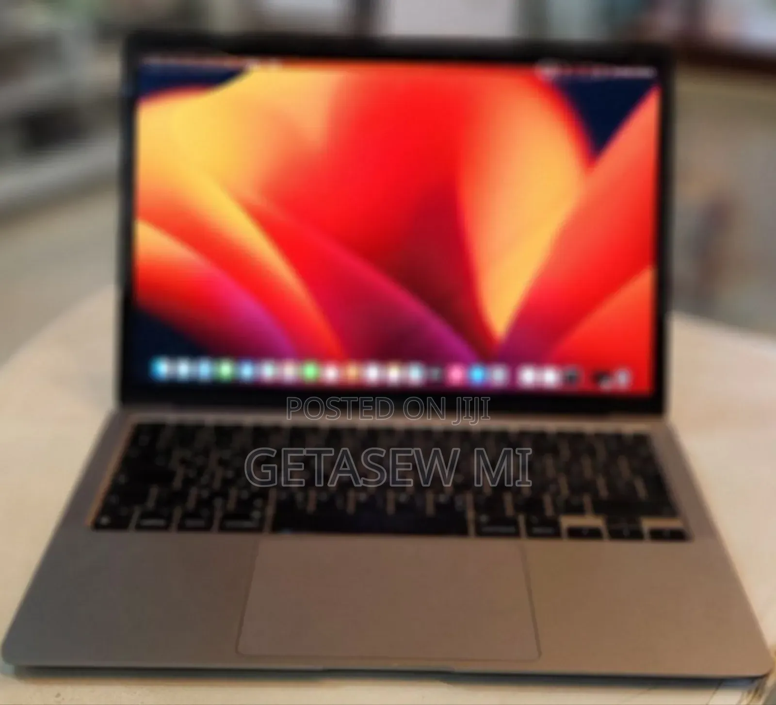 New Laptop Apple MacBook Air 2020 M1 8GB Apple M1 SSD 256GB