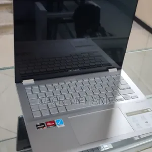 Photo - New Laptop Asus VivoBook 15 X505BA 16GB AMD Ryzen 7 SSD 512GB