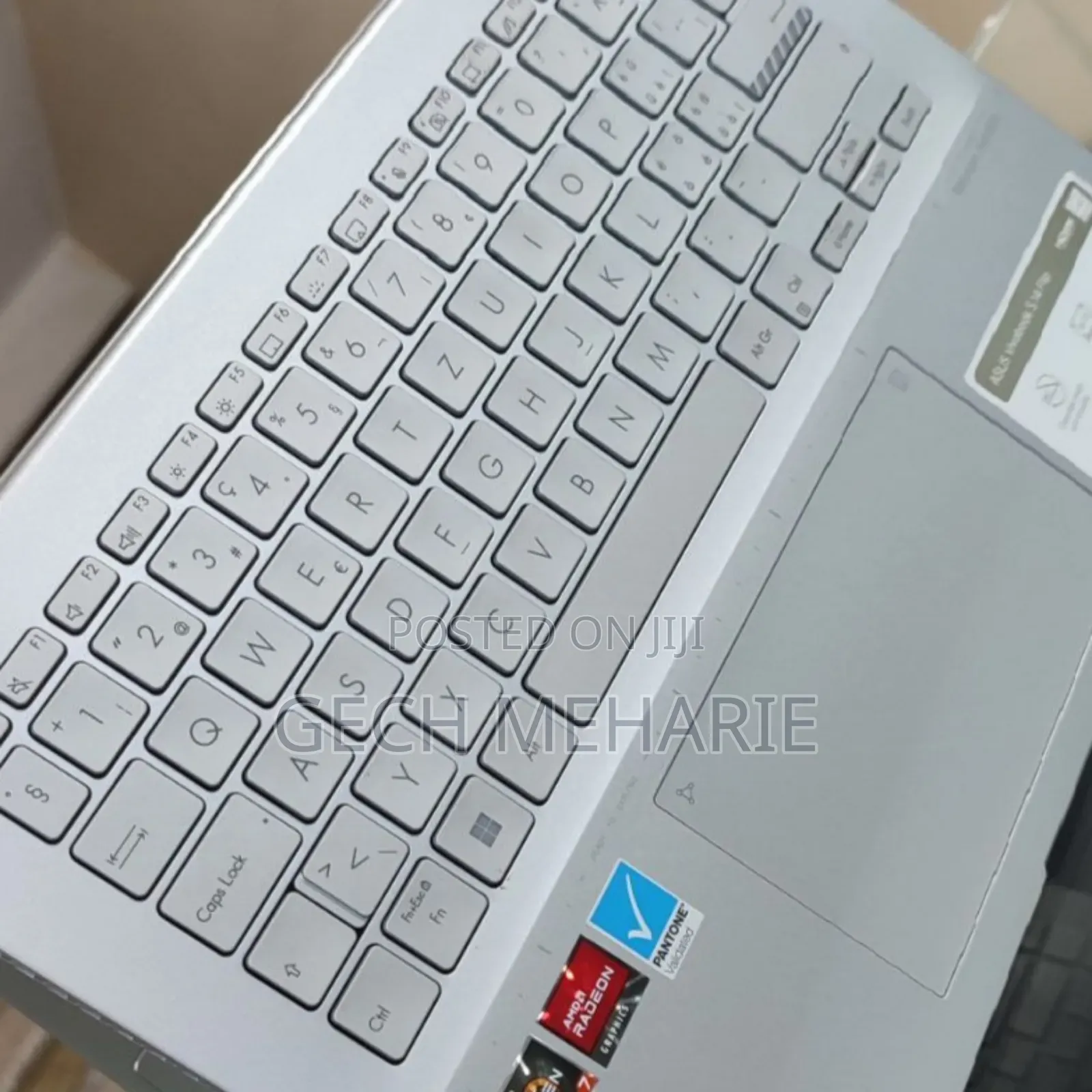 New Laptop Asus VivoBook 15 X505BA 16GB AMD Ryzen 7 SSD 512GB