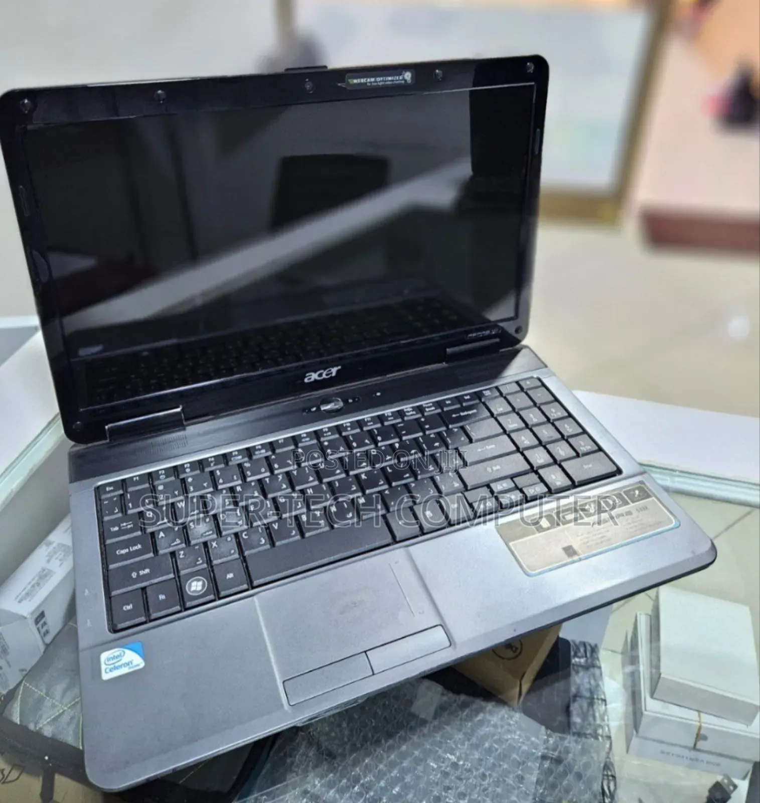 Laptop Acer Aspire 1 2GB Intel Core 2 Quad HDD 160GB