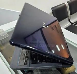 Laptop Acer Aspire 1 2GB Intel Core 2 Quad HDD 160GB