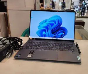 New Laptop Lenovo Yoga 7i 16GB Intel Core I7 SSD 512GB