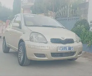 Toyota Vitz 2003 Gold