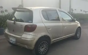Toyota Vitz 2003 Gold