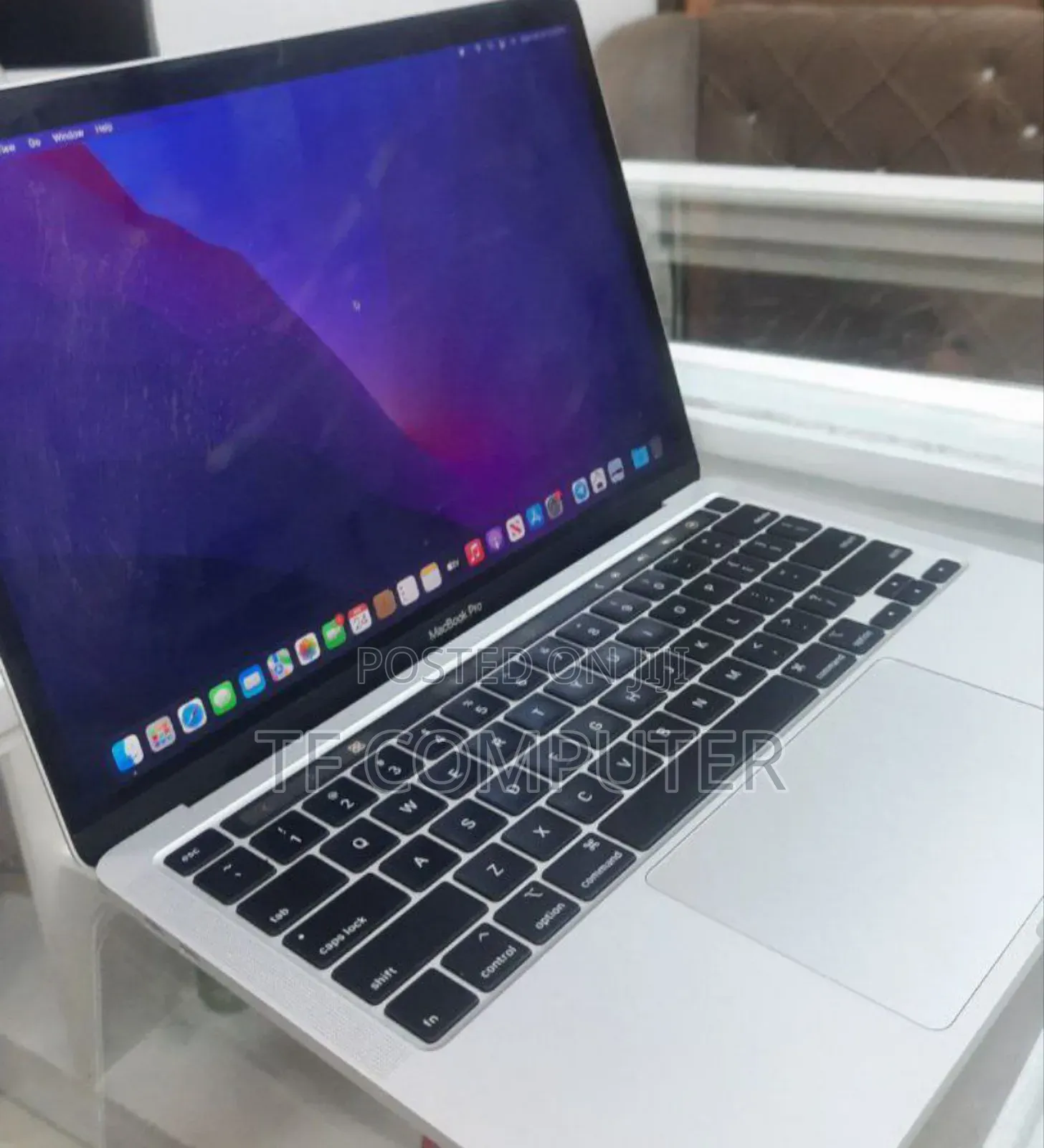New Laptop Apple MacBook Pro 2020 16GB Intel Core I5 SSD 1T