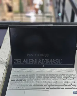 New Laptop HP Pavilion 15 8GB Intel Core I7 SSD 512GB