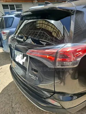 Toyota RAV4 2018 Matt Black