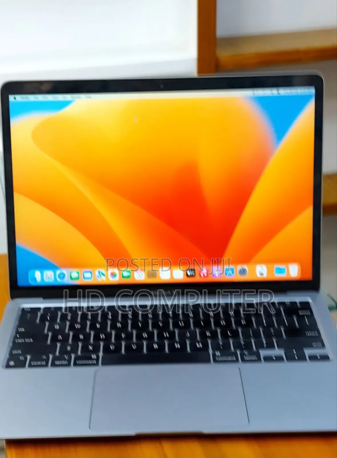 New Laptop Apple MacBook Air 2020 M1 8GB Apple M1 SSD 256GB