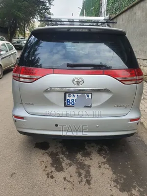 Toyota Previa 2007 Silver