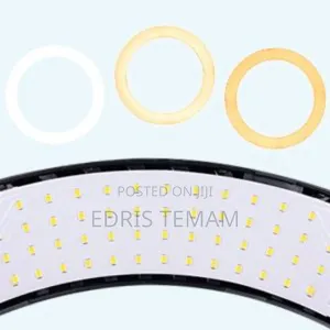 Photo - Versatile 14" Ring Light for Use