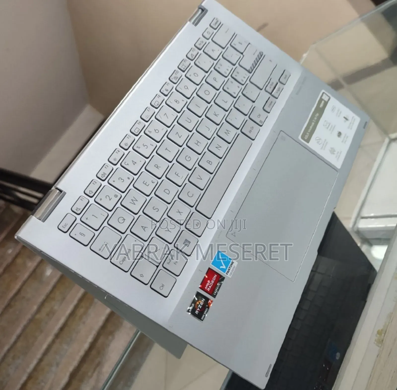 New Laptop Asus VivoBook 15 X505BA 16GB AMD Ryzen 7 SSD 512GB